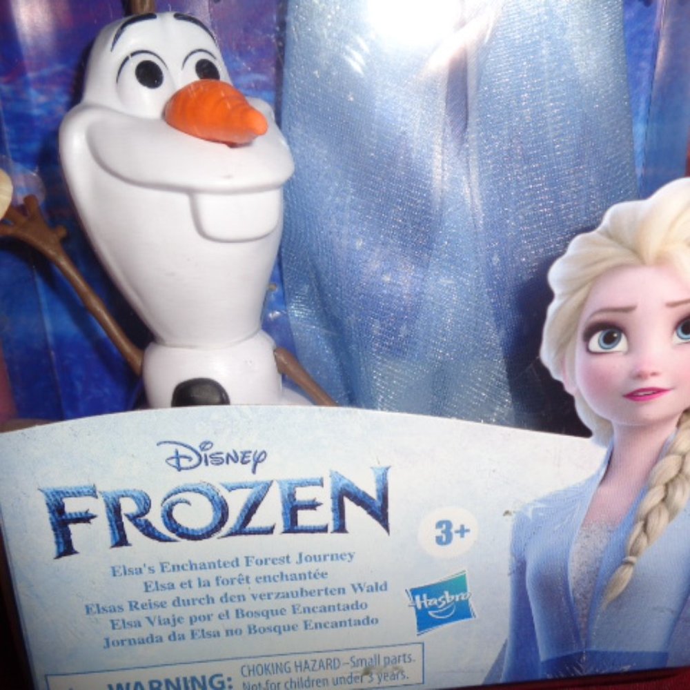 Disney Frozen II Elsa Doll With Olaf & Bruni At Her Side 11" Tall Hasbro, Sealed - Picture 3 of 6